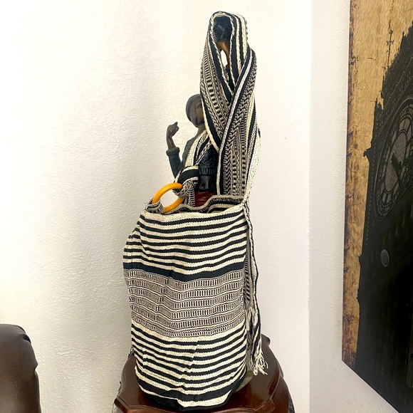 Tejido Ecuatoriano Handbags - Bucket Handbag Tejido Ecuatoriano